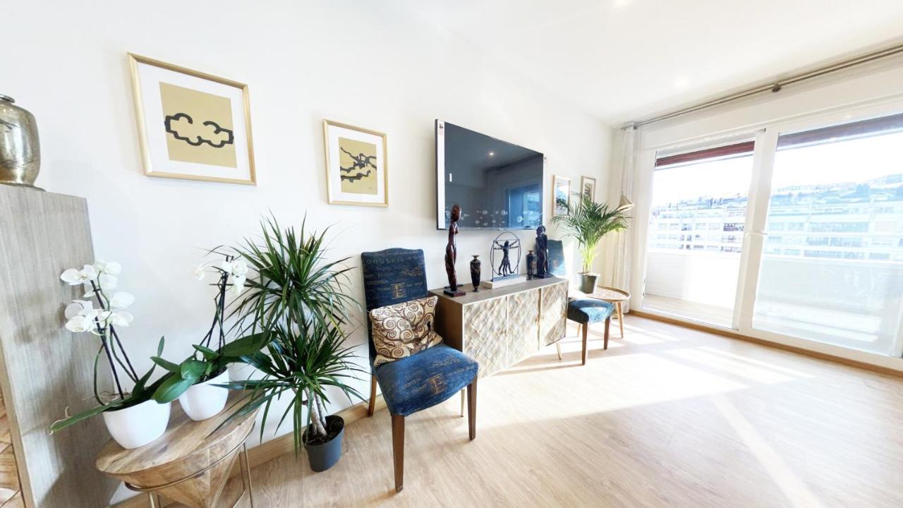 סן סבסטיאן Paradise Luxurious Flat, Free Parking, 3 Double Rooms, Terrace, Jacuzzi, Fully Renovated מראה חיצוני תמונה