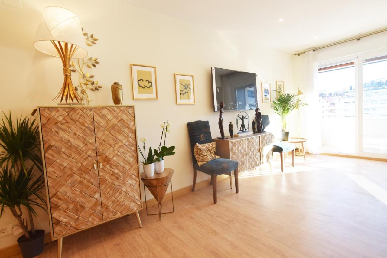 סן סבסטיאן Paradise Luxurious Flat, Free Parking, 3 Double Rooms, Terrace, Jacuzzi, Fully Renovated מראה חיצוני תמונה