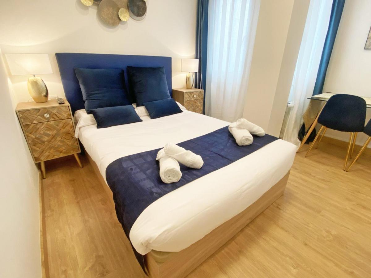 סן סבסטיאן Paradise Luxurious Flat, Free Parking, 3 Double Rooms, Terrace, Jacuzzi, Fully Renovated מראה חיצוני תמונה